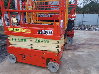 高空车每天和每月都该做哪些维护保养?