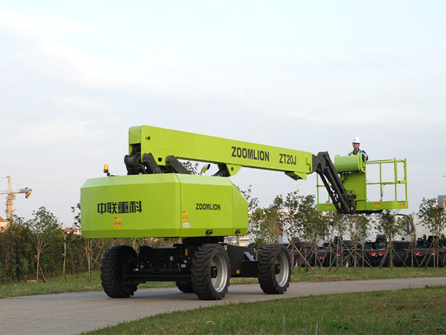中联ZT20 大载重臂车